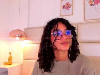Zuky , 💕 nude in hot sex Live chat