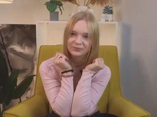 GlennaHartford nude in hot sex Live chat