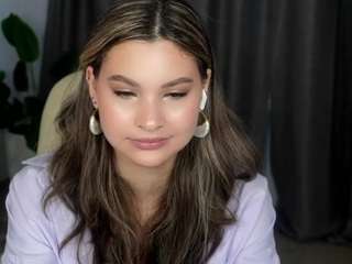 JulianaHearing nude in hot sex Live chat