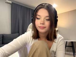 LucilaTyssens nude in hot sex Live chat