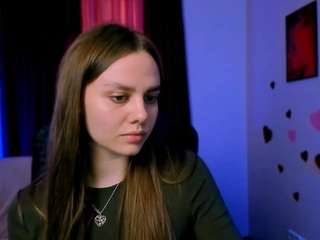 mila-hiss nude in hot sex Live chat