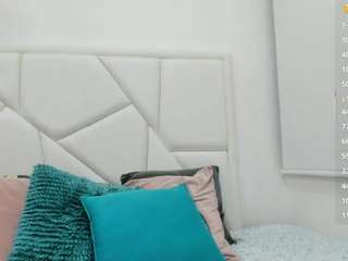 Mishell Morales nude in hot sex Live chat