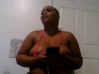 prettyyyNhiqhh nude in hot sex Live chat