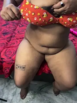 Sexy-bu nude live chat in sexy room