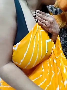 Shruti_Prem nude live chat in sexy room