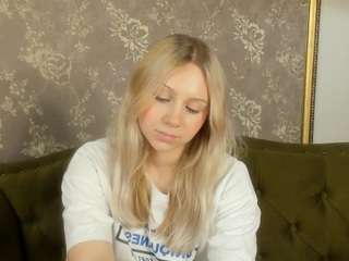 AureliaTiotuico nude in hot sex Live chat