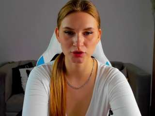 CandyLure nude in hot sex Live chat