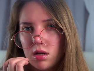 CheyenneSemple nude in hot sex Live chat