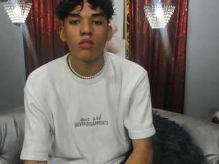kenny-18 nude in hot sex Live chat