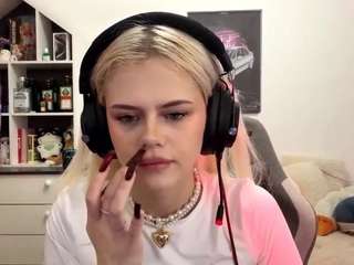 LatoyaMavis nude in hot sex Live chat