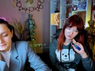 lilit-devil nude in hot sex Live chat