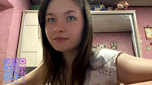 Liliya13 nude live chat in sexy room