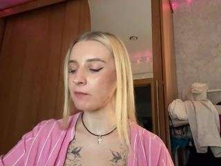 LuisDelusia nude in hot sex Live chat