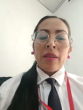 MARIANA-12_ nude live chat in sexy room