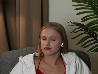 MariannChristians nude in hot sex Live chat
