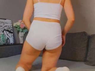 MiaSenna nude in hot sex Live chat