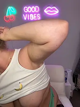 MrsBlazeX nude live chat in sexy room
