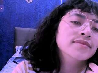 Nina Yellow nude in hot sex Live chat
