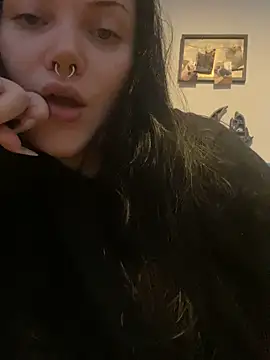 Pretty_Altgirl nude live chat in sexy room