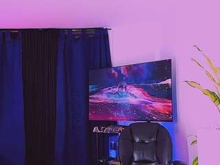 Samantha-Goddess nude in hot sex Live chat