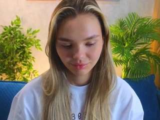 Ur Rinn nude in hot sex Live chat