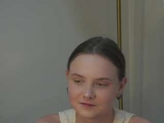 ValdaEisenhardt nude in hot sex Live chat