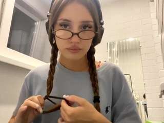 Veola nude in hot sex Live chat