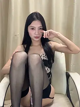 Z0E999 nude live chat in sexy room
