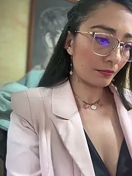 _Bella-Office1 nude live chat in sexy room