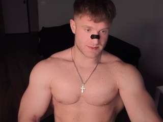Bruce nude in hot sex Live chat