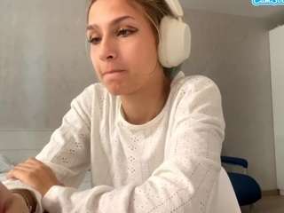 Crazy Kira nude in hot sex Live chat