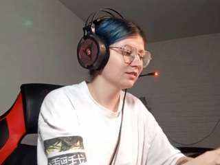 EarnestineRoles nude in hot sex Live chat