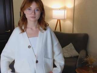 Elizabeth-Lee nude in hot sex Live chat