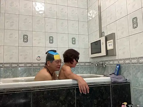 Kabukichan-in-bathhouse nude live chat in sexy room