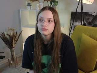 LorrettaSeekamp nude in hot sex Live chat