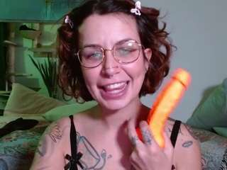 manicmatilda nude in hot sex Live chat