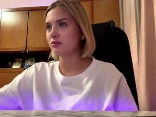 MelodeePrimo nude in hot sex Live chat