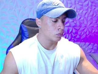 Andrew Blaze nude in hot sex Live chat