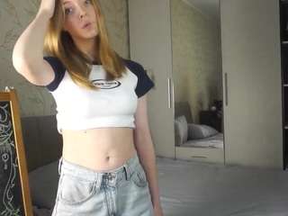 GlendoraBun nude in hot sex Live chat