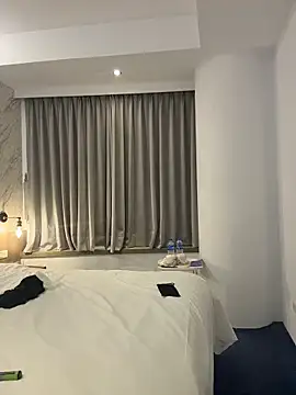 Gooodboiii nude live chat in sexy room