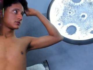 Leo , ❤️‍🔥 nude in hot sex Live chat