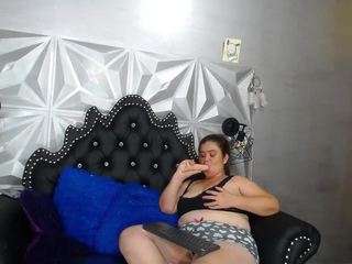 mature-carla nude in hot sex Live chat