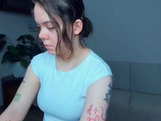 MechelleLyter nude in hot sex Live chat