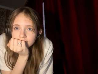 PenelopeClark nude in hot sex Live chat