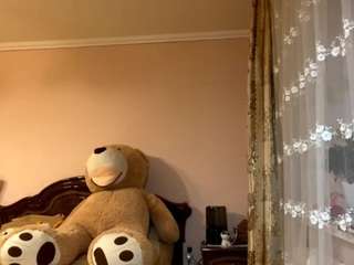 RobertaLesane nude in hot sex Live chat
