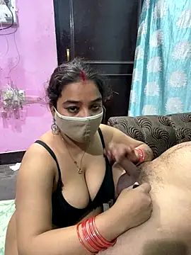 SEXI-bhabhi-rimi nude live chat in sexy room
