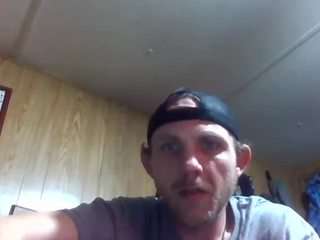 4ErickoEdwaF nude in hot sex Live chat