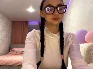 EmmaFlores nude in hot sex Live chat