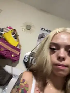 Itspinkkk nude live chat in sexy room
