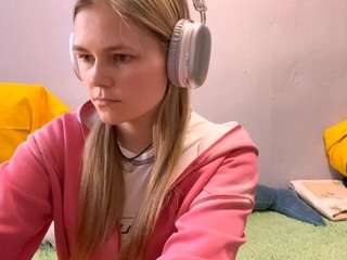 Kristyn nude in hot sex Live chat
